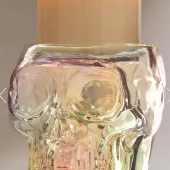 LIGHT-UP SKULL PEDESTAL 3-Wick Candle Holder